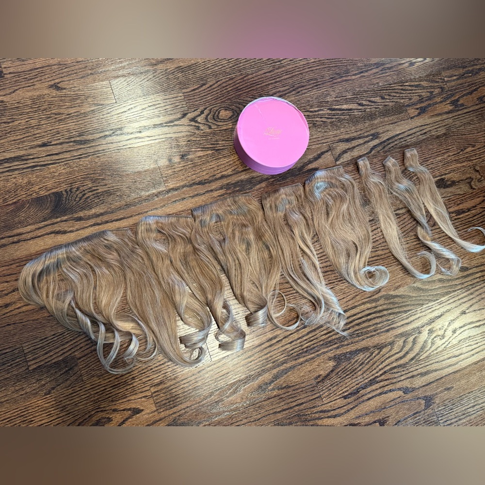 Luxy Hair extensions 16” seamless dimensional natural blonde clip ins (160g)